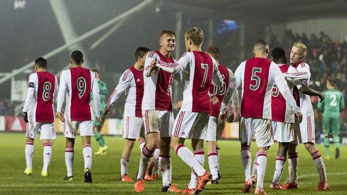 中所采用的 中所采用的