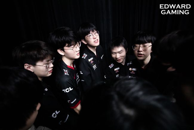 得非常团结 得非常团结