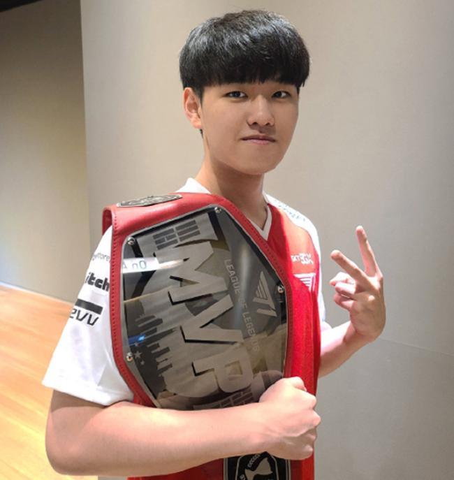 这一胜利为 这一胜利为